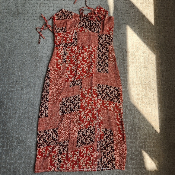 Toperth red floral dress with slit size Small - Picture 5 of 6